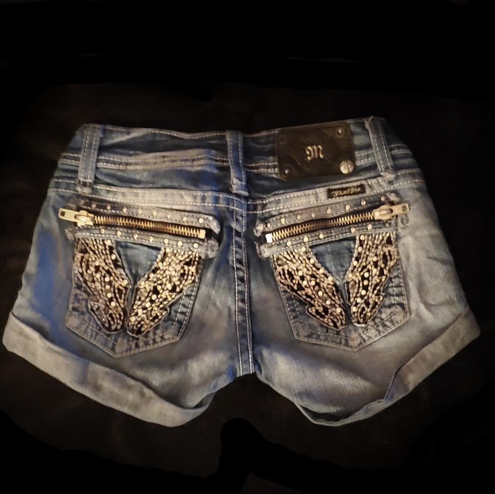 Miss Me shorts from Buckle